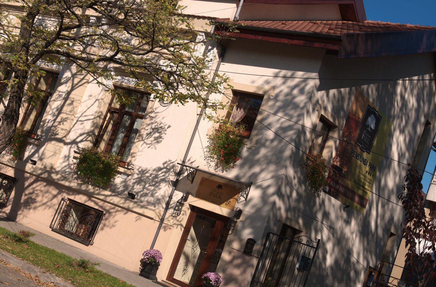 Park Villa - Boutique Hotel Timişoara Exteriör bild